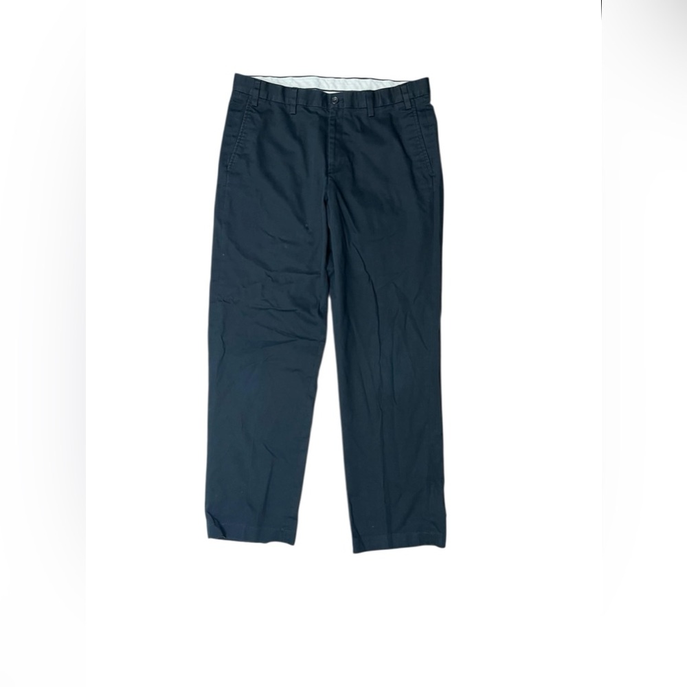 Eddie Bauer Men’s Size 36X35 Solid Black Flat Front Chino Pants